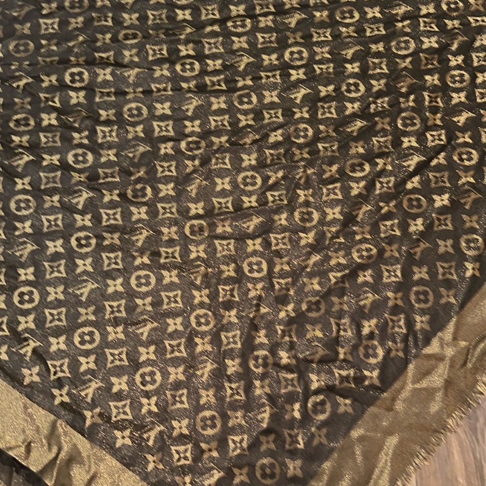 Louis Vuitton, Paris